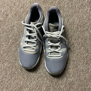 Jordan 11 Cool Grey Sneaker